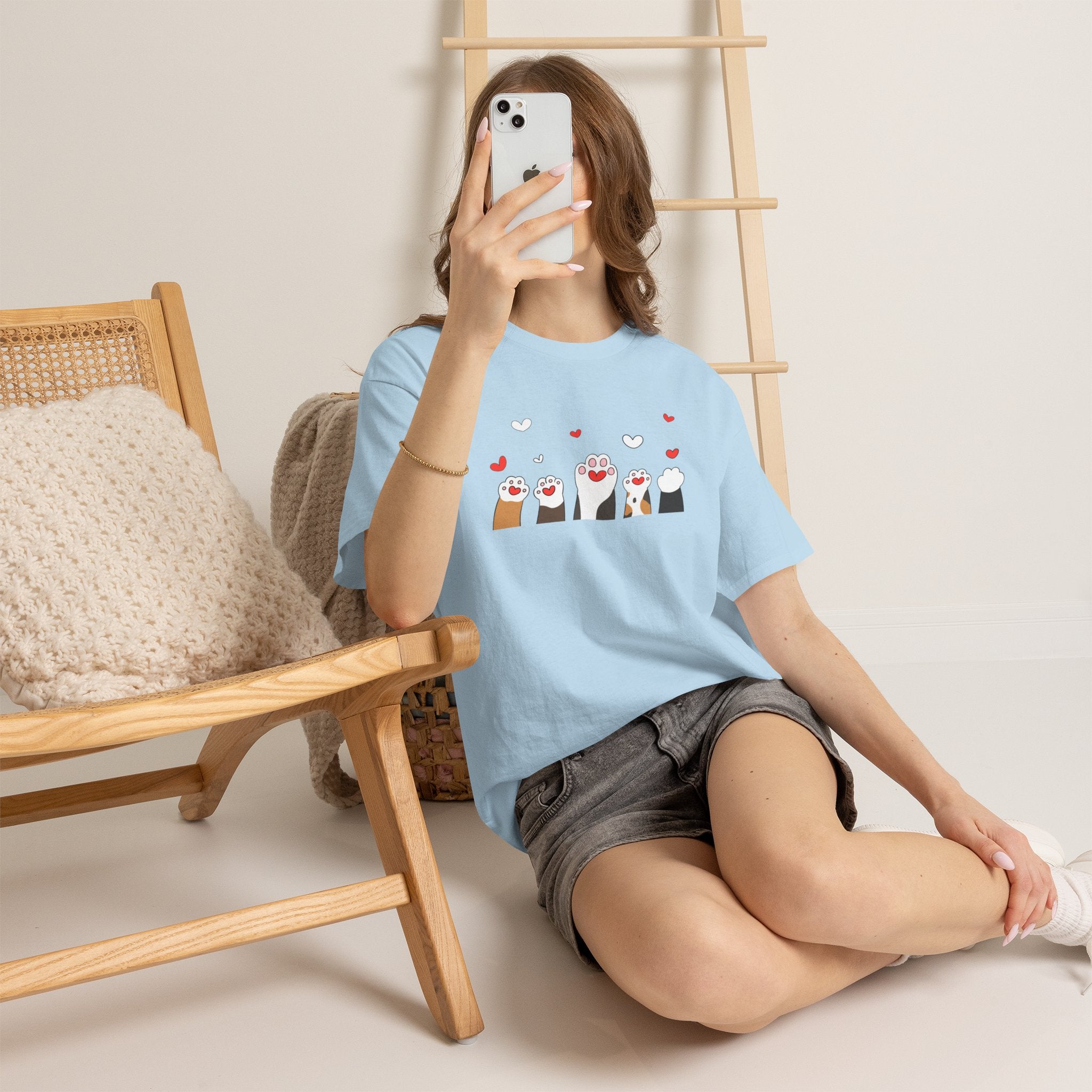 Women's Cat Hand's Heavy Cotton Tee